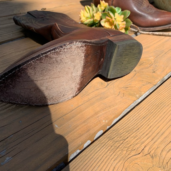 Frye Boots, well taken care of , worn no more than 3 times.. - Picture 6 of 6